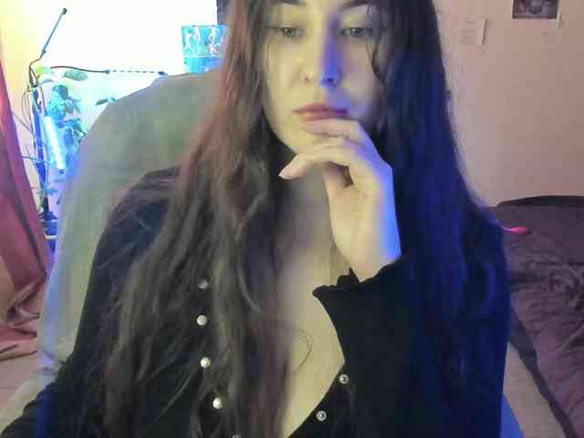 TemptingFable webcam