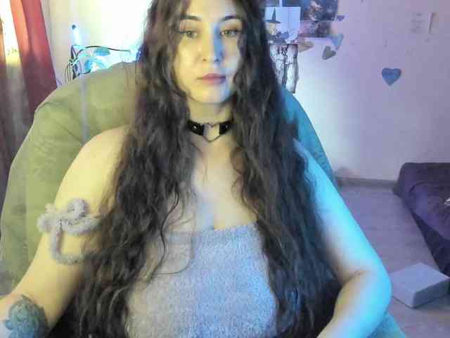 TemptingFable webcam