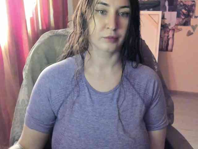 TemptingFable webcam