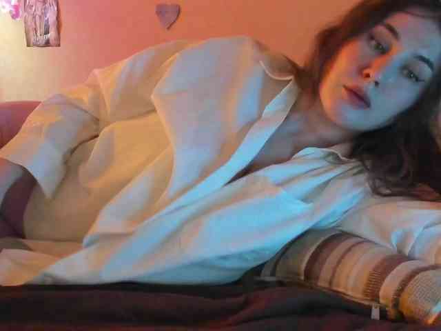 TemptingFable webcam