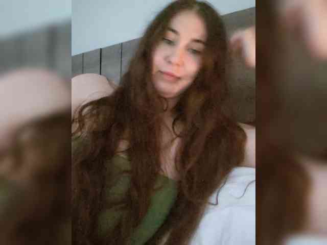 TemptingFable webcam