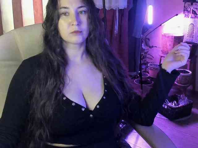 TemptingFable webcam