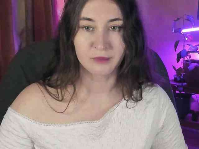 TemptingFable webcam