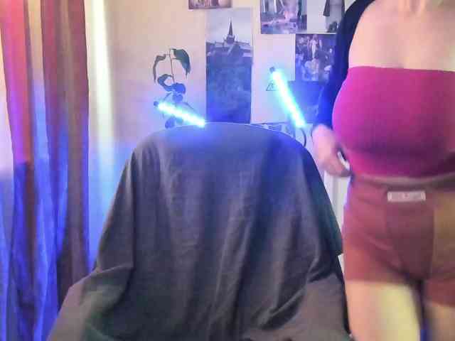 TemptingFable webcam