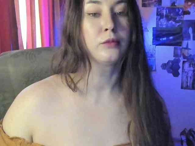 TemptingFable webcam