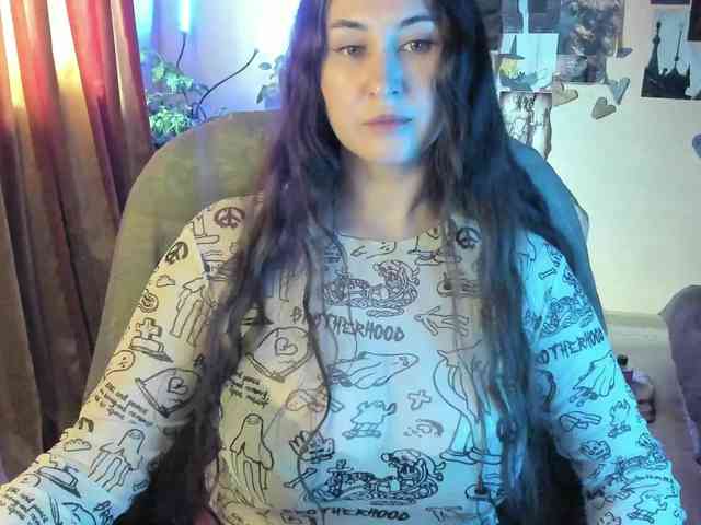 TemptingFable webcam
