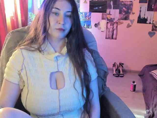 TemptingFable webcam