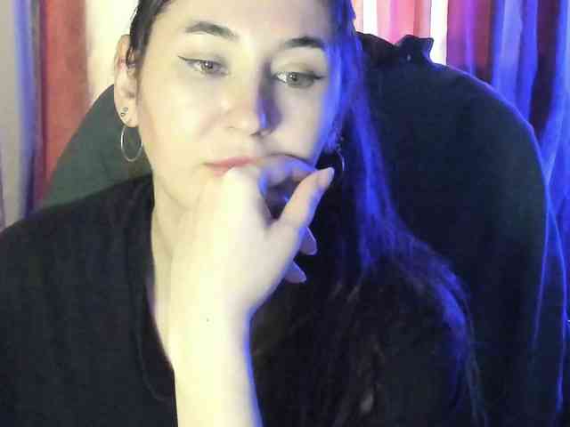 TemptingFable webcam