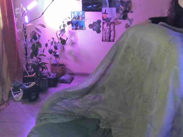 TemptingFable webcam