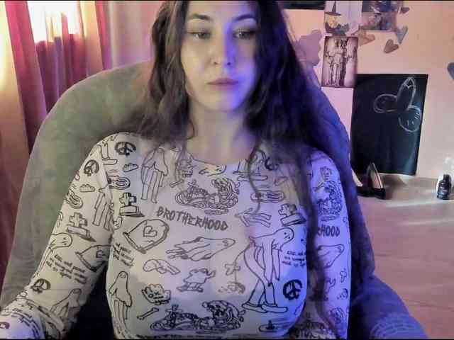TemptingFable webcam