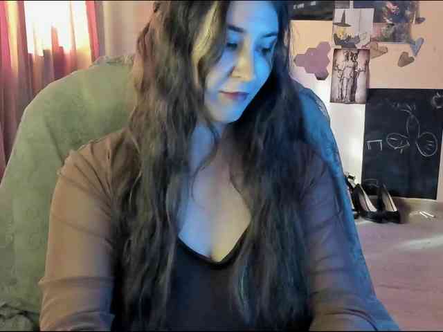 TemptingFable webcam