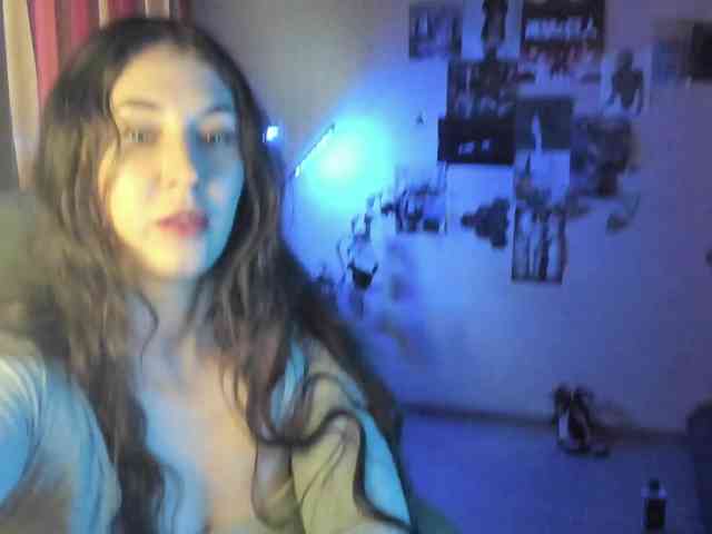 TemptingFable webcam