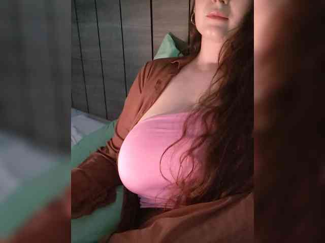 TemptingFable webcam