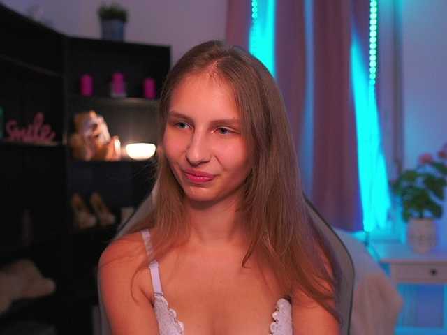 emmiemurray live cam on BongaCams