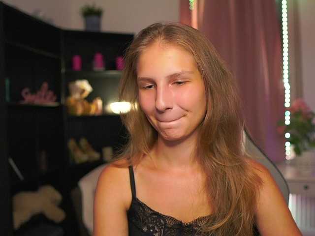emmiemurray live cam on BongaCams