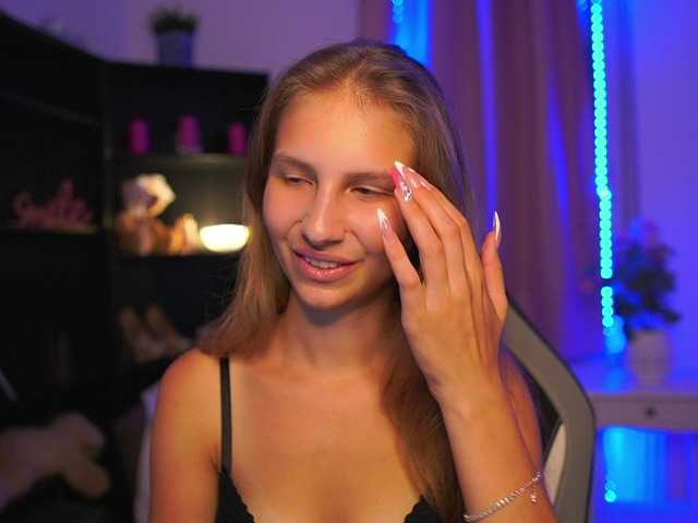 emmiemurray live cam on BongaCams