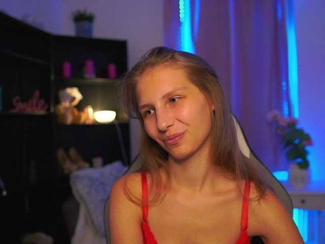 emmiemurray live cam on BongaCams