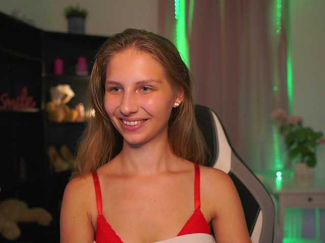 emmiemurray live cam on BongaCams
