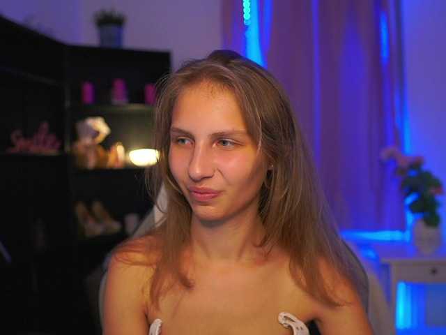 emmiemurray live cam on BongaCams