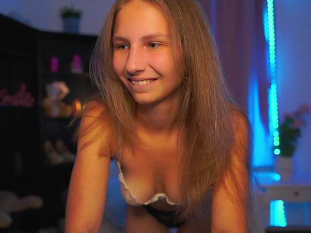 emmiemurray live cam on BongaCams