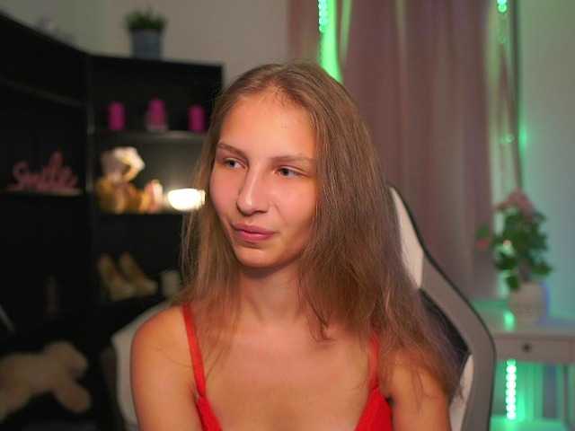 emmiemurray live cam on BongaCams