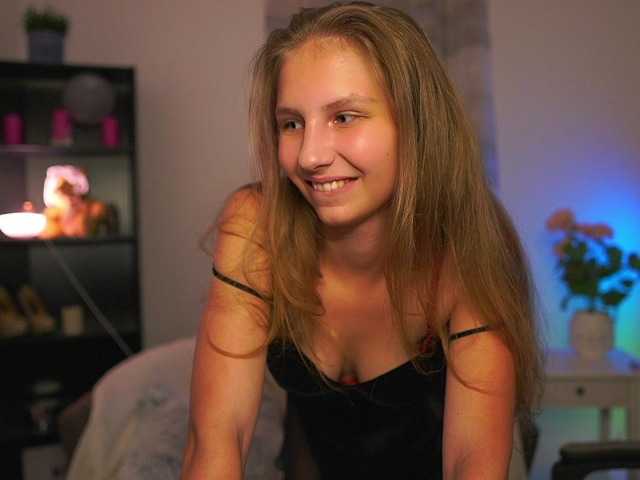 emmiemurray live cam on BongaCams