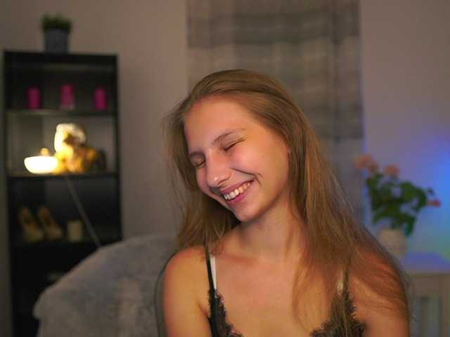 emmiemurray live cam on BongaCams