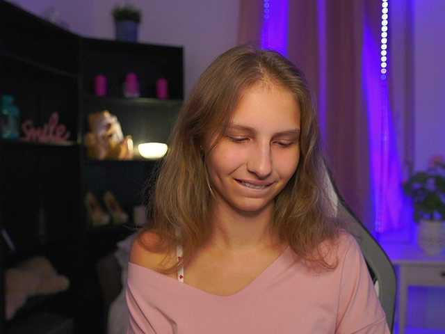 emmiemurray live cam on BongaCams