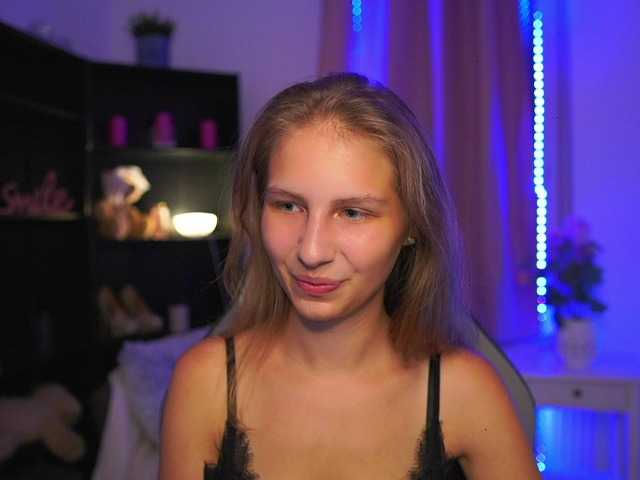 emmiemurray live cam on BongaCams