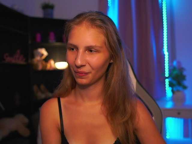 emmiemurray live cam on BongaCams
