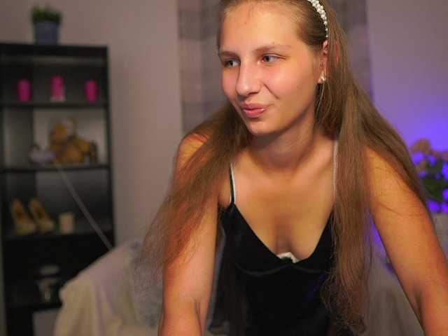 emmiemurray live cam on BongaCams