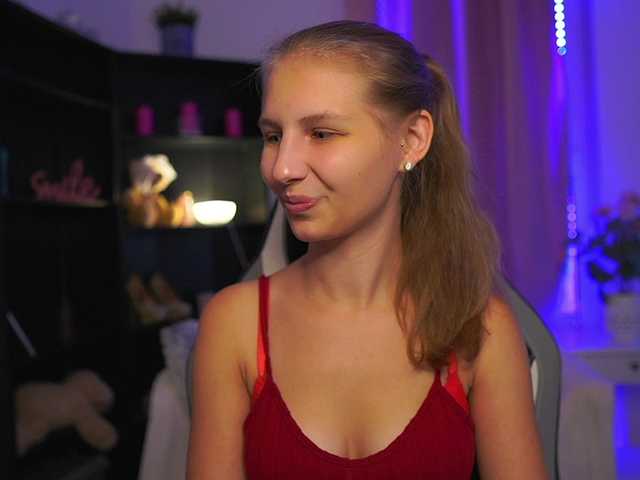 emmiemurray live cam on BongaCams
