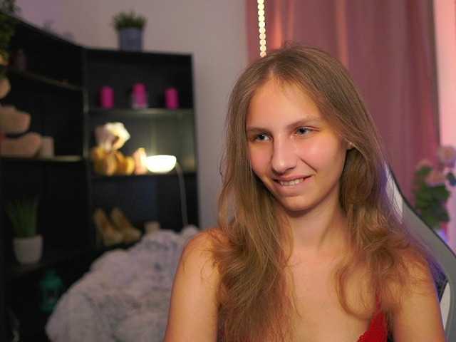 emmiemurray live cam on BongaCams