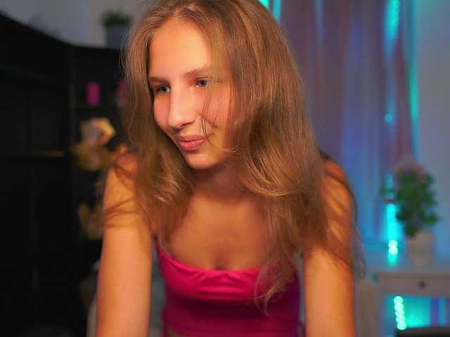 emmiemurray live cam on BongaCams