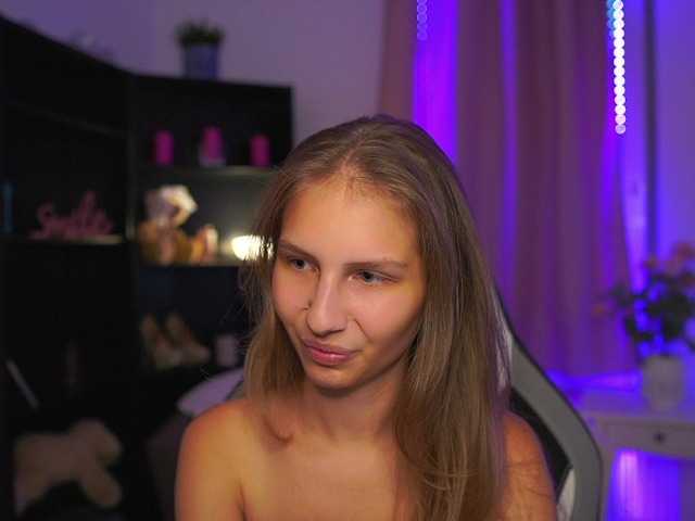 emmiemurray live cam on BongaCams