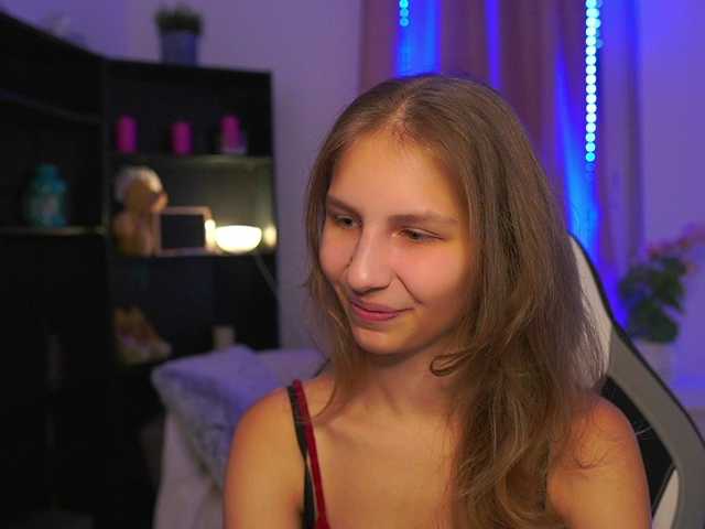 emmiemurray live cam on BongaCams