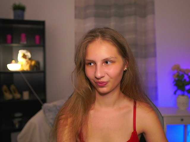 emmiemurray live cam on BongaCams