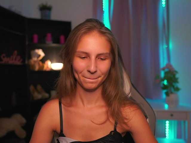 emmiemurray live cam on BongaCams