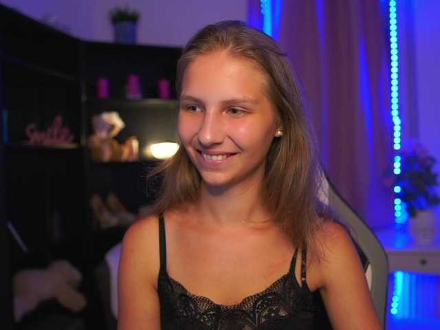 emmiemurray live cam on BongaCams
