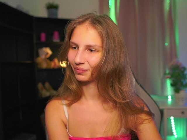 emmiemurray live cam on BongaCams