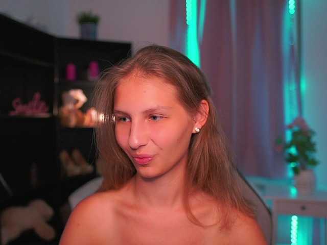 emmiemurray live cam on BongaCams