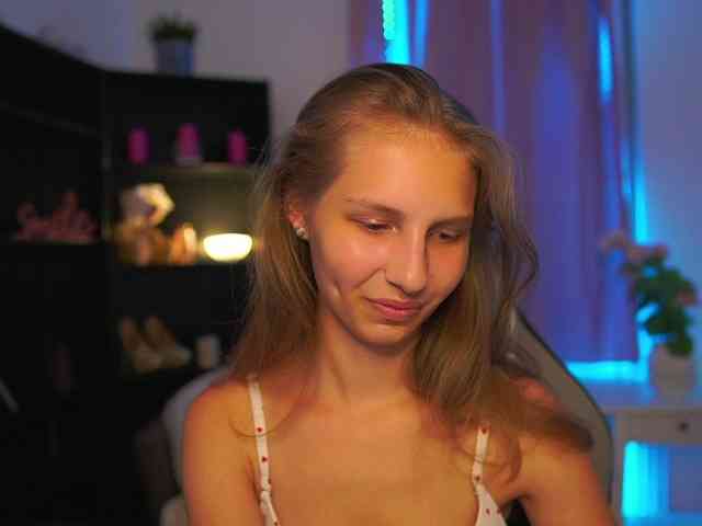emmiemurray Live Webcam on BongaCams
