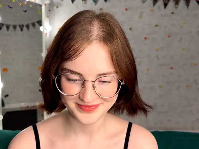 KittyNolick, en vivo ahora en BongaCams
