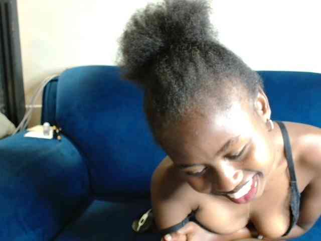 maxxinepetite webcam