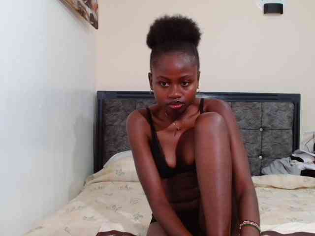 maxxinepetite webcam