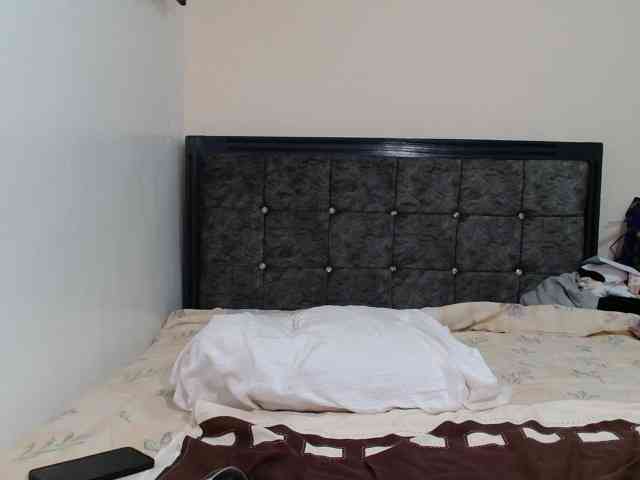 maxxinepetite webcam