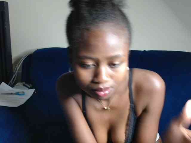 maxxinepetite webcam