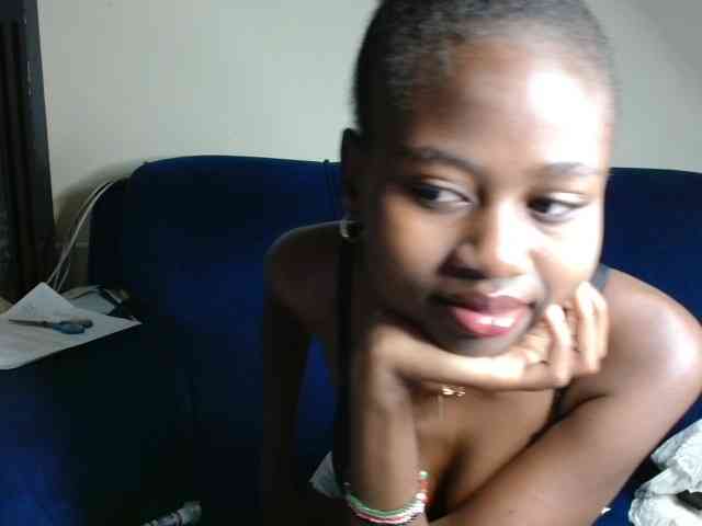 maxxinepetite webcam