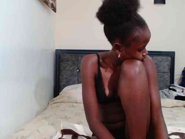 maxxinepetite webcam