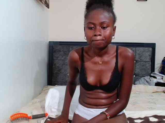 maxxinepetite